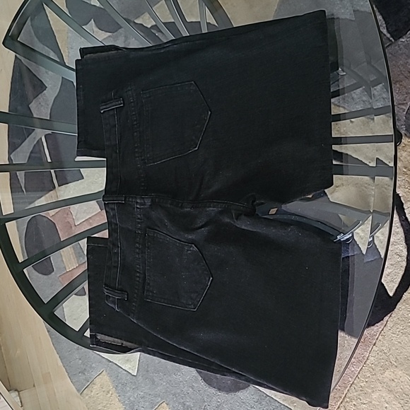 Brand New Straight Leg Jeans ❤️ - Picture 3 of 10